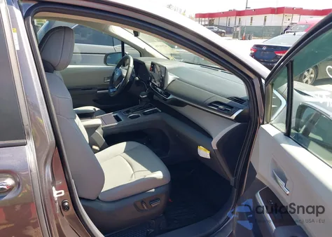 2024 Toyota Sienna Xle из США, поврежденный, VIN 5TDYSKFC1RS149845